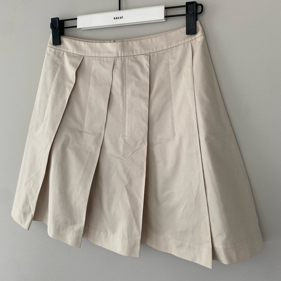 Theory Sarise Pleated A-line Skirt - Picture 4 of 10